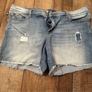 Rock & Republic Light Stretch Denim Short, 16